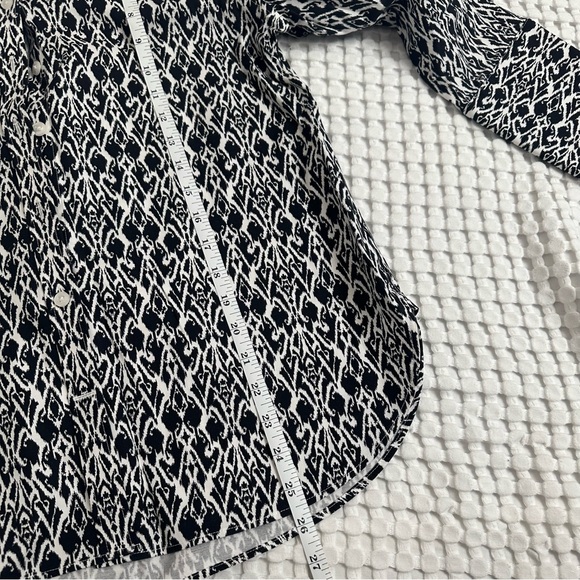 Chico’s No-Iron Chic Stretch Black/White Size 0 - Picture 5 of 7